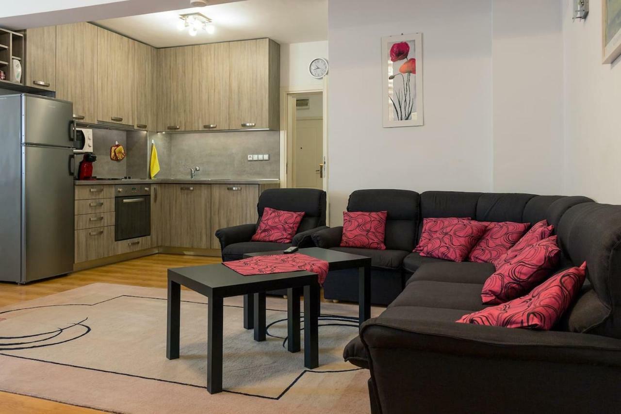 Glorious - 2-Bedroom Apartment Near Youth Hill By Flat Mаnager พลอฟดิฟ ภายนอก รูปภาพ